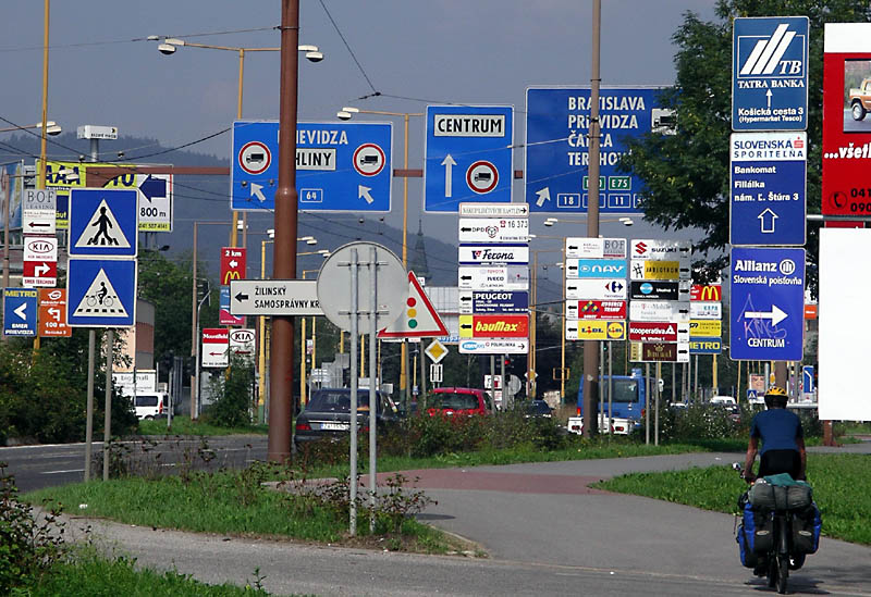Žilina - značky. m.  2.9.2006.  25.4..jpg